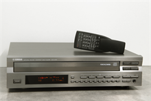 YAMAHA CDC-675